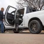 Aries 3046504 Running Boards, Powdercoated Black, Aluminum, Extended Cab Pickup, 69.6 in., ActionTrac Series - Image 2