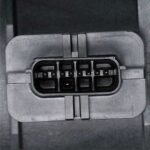 Delphi AF10679 Mass Air Flow Sensor, 6 Cyl., 3.0L Engine - Image 3