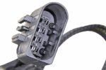 APA/URO Parts 561198970A Direct Fit Diesel Emissions Fluid Heater, Sold Individually - Image 7